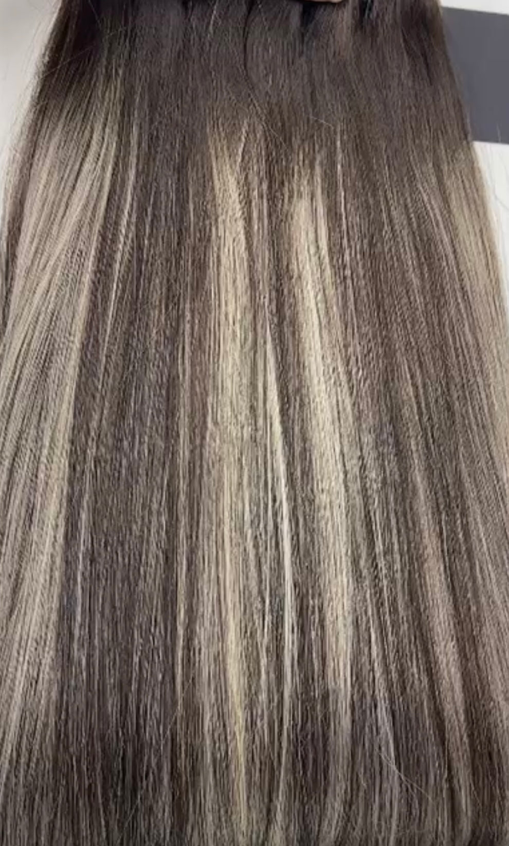 Pre-colored bundles